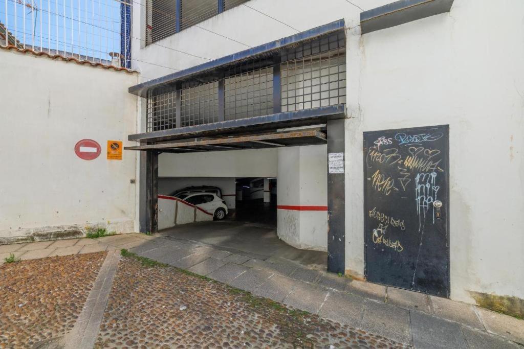 El Refugio De La Corredera & Parking Incluido Apartment Cordoba Exterior photo